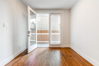 425 W 21st St in Houston, TX - Building Photo - Building Photo