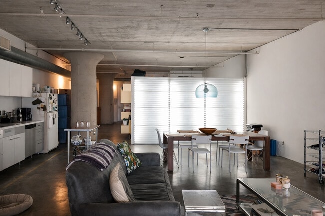 1855 Industrial St, Unit 306 in Los Angeles, CA - Building Photo - Building Photo