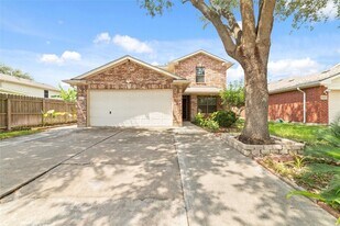 8427 Brickhaven Ln in Houston, TX - Building Photo