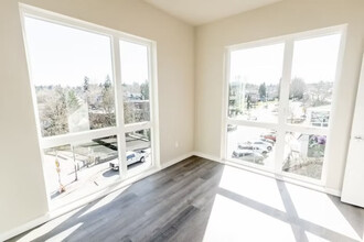 Urban Living at Fanno Creek in Tigard, OR - Building Photo - Building Photo