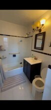 340 E 58th St in New York, NY - Building Photo - Building Photo