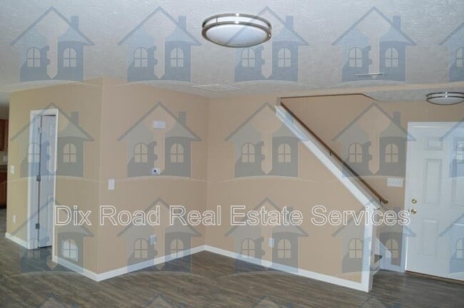 2493 Deercove Ct. in Cincinnati, OH - Building Photo - Building Photo