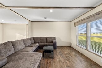 43 Ironwood Rd in Victoria, TX - Building Photo - Building Photo