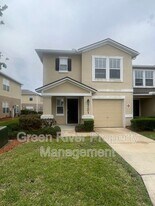1500 Calming Water Dr in Orange Park, FL - Building Photo