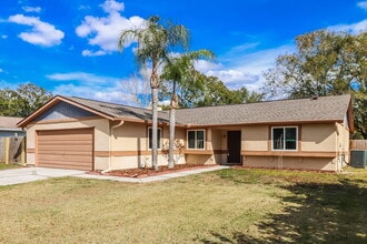 633 Timber Bay Cir W in Oldsmar, FL - Building Photo - Building Photo