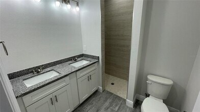 4949 Ives Ave in De Leon Springs, FL - Building Photo - Building Photo