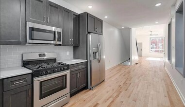 1719 Arlington St in Philadelphia, PA - Building Photo - Building Photo