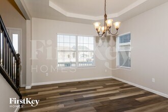 3248 Charlestowne Crossing Dr in St. Charles, MO - Foto de edificio - Building Photo