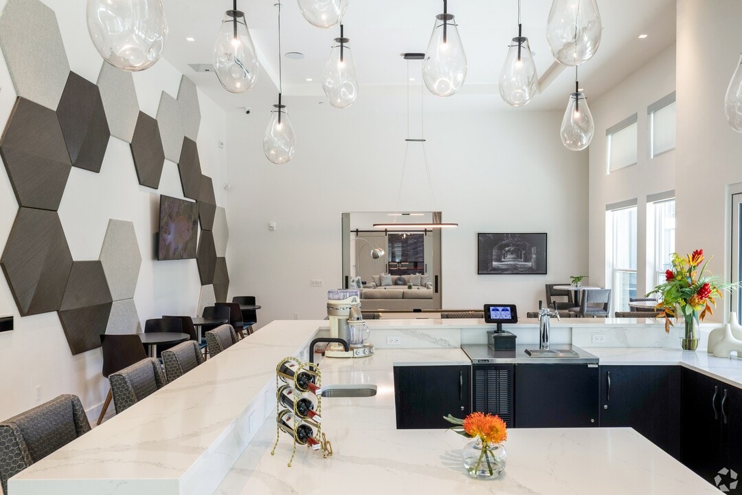 Mira at Palmer Ranch in Sarasota, FL - Building Photo