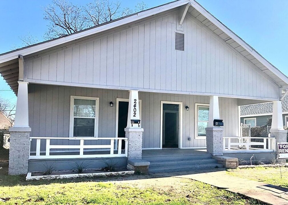 2402 Market Ave-Unit -B in Fort Worth, TX - Foto de edificio