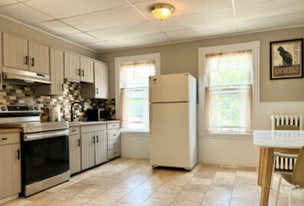 14 Smythe St, Unit 3 in Brookline, MA - Building Photo