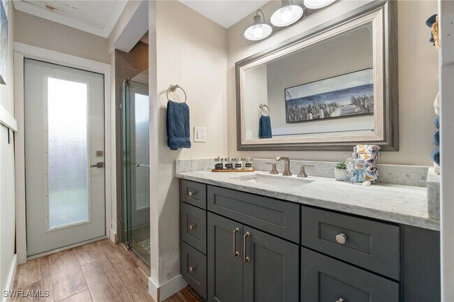 property at 27809 Kings Kew