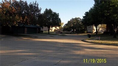 121 Wildwood Ct in Grapevine, TX - Building Photo - Building Photo