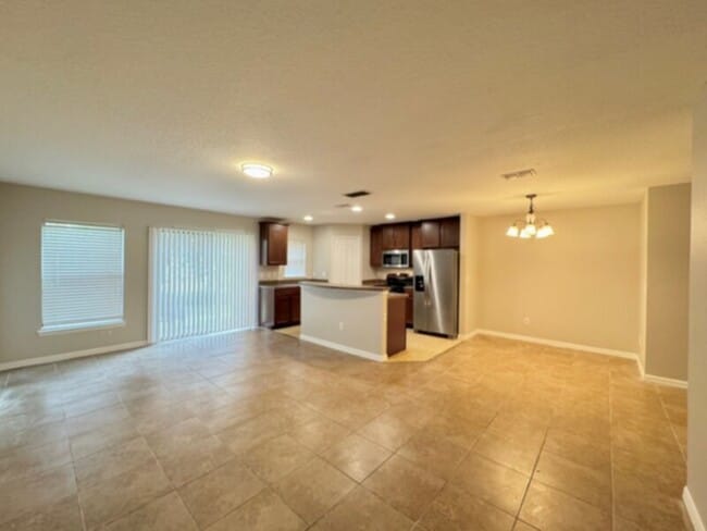 6320 Windsor Lake Cir in Sanford, FL - Building Photo - Building Photo