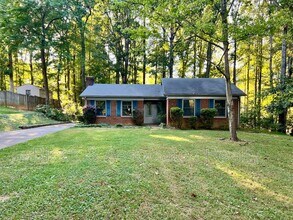 5309 Bent Tree Ct in Pfafftown, NC - Building Photo - Building Photo