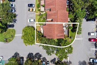 324 City View Dr in Fort Lauderdale, FL - Building Photo - Building Photo