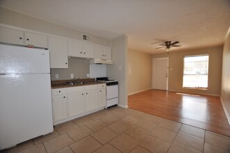 327 General Mouton Ave in Lafayette, LA - Building Photo - Building Photo