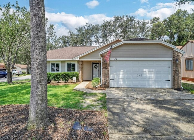 property at 1034 Alderwood Way