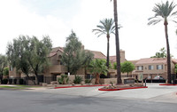 Venetian I & II in Scottsdale, AZ - Foto de edificio - Building Photo