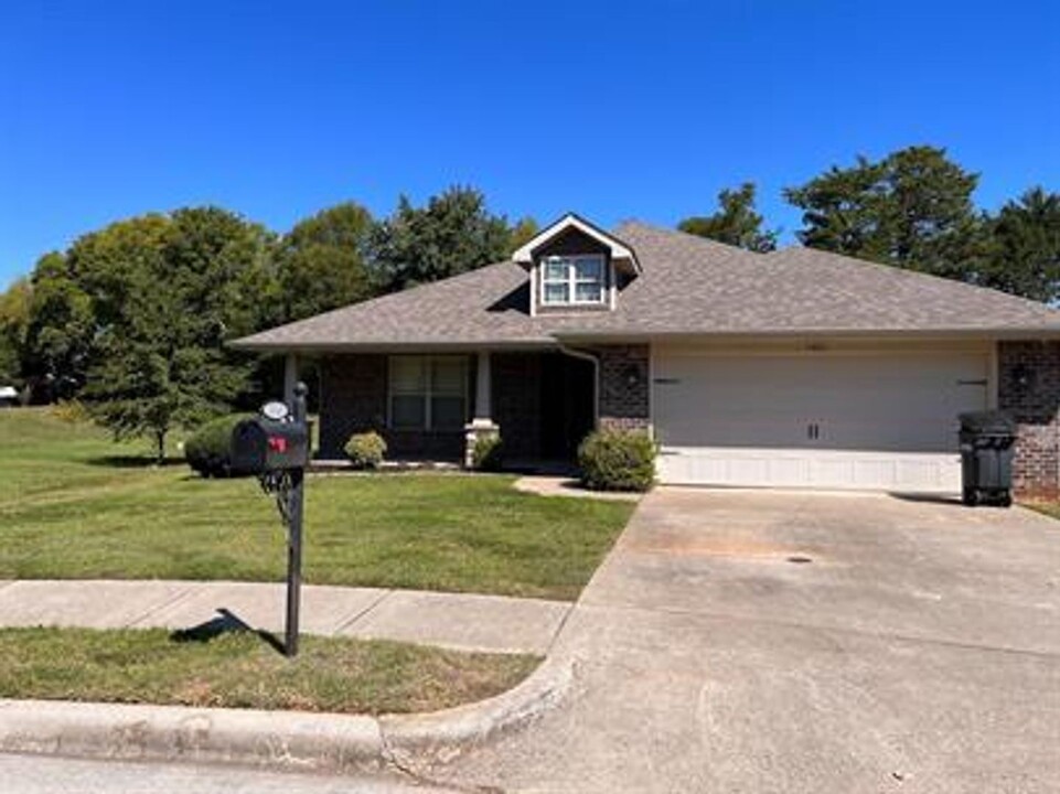 29805 Park Hill Dr in Madison, AL - Foto de edificio