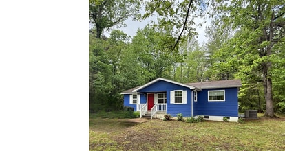 650 Maxfield Rd in Keswick, VA - Building Photo - Building Photo