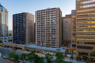 Heritage Place in Calgary, AB - Building Photo - Building Photo