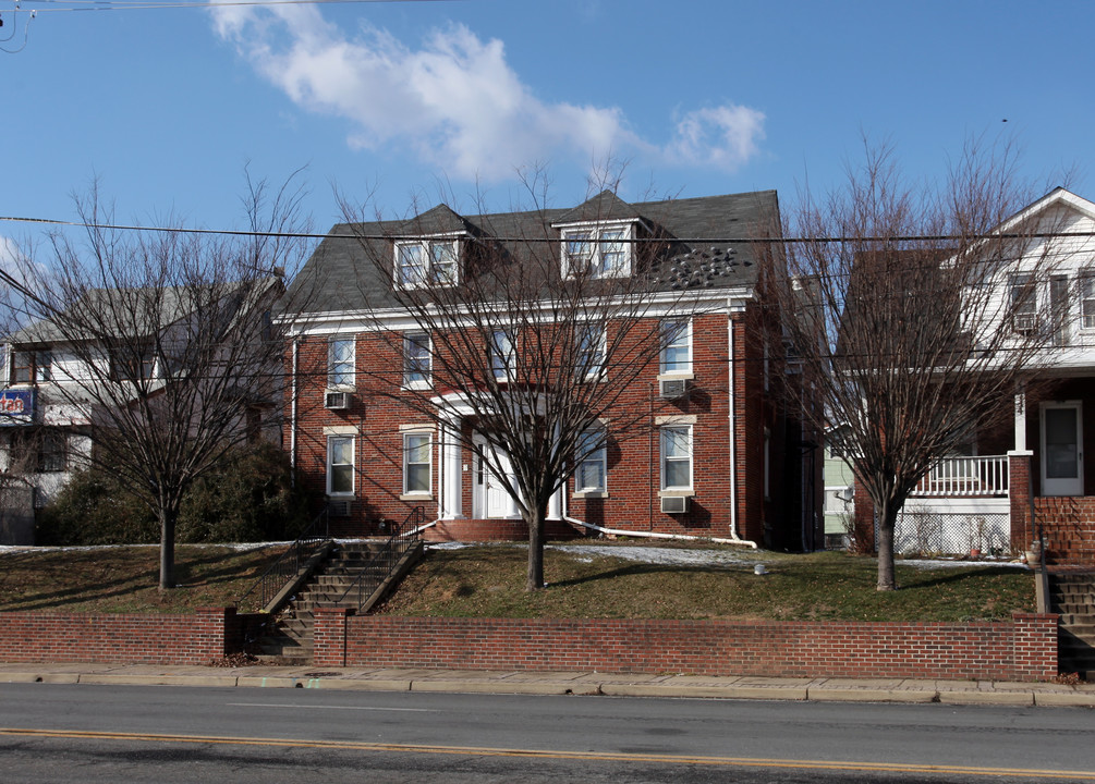 3712 Bladensburg Rd in Brentwood, MD - Building Photo