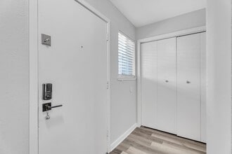 362 Tabor Ave in Fairfield, CA - Building Photo - Building Photo