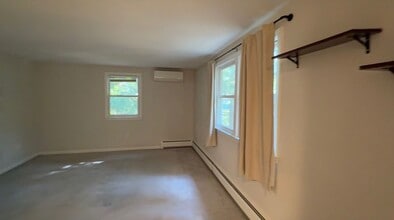19 Spruce Rd in Westford, MA - Building Photo - Building Photo