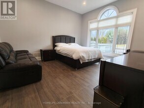 26 Diamondwood Dr in Caledon, ON - Building Photo - Building Photo