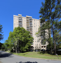 Middleborough Condominiums in Columbia, SC - Foto de edificio - Building Photo