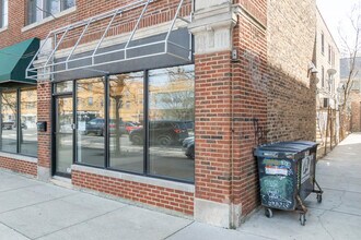 4333-4339 W Irving Park Rd in Chicago, IL - Building Photo - Building Photo