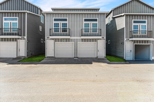 18841 Elegance Ave in Spring, TX - Building Photo - Building Photo