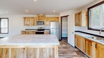 133 Northwest Dr in Bismarck, ND - Building Photo