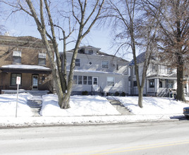 523 N 40th St in Omaha, NE - Foto de edificio - Building Photo