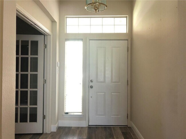 7009 Auckland Dr in Austin, TX - Building Photo - Building Photo