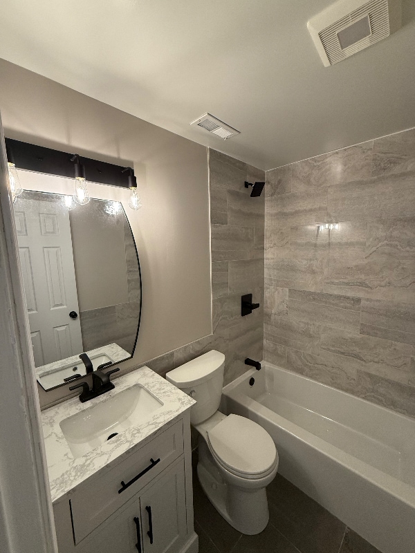 3771 Gainesborough Dr in Orion Township, MI - Building Photo - Building Photo