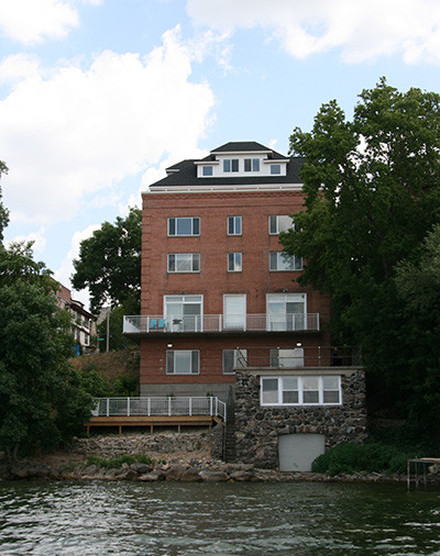 The Lake House in Madison, WI - Foto de edificio - Building Photo