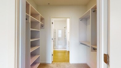 Vim Vigor Lofts in Milwaukee, WI - Foto de edificio - Building Photo