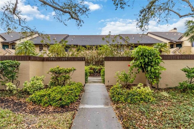 5734 Ashton Lake Dr in Sarasota, FL - Building Photo - Building Photo
