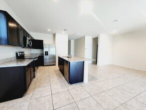 1753 W Cameron Blvd in Coolidge, AZ - Building Photo - Building Photo