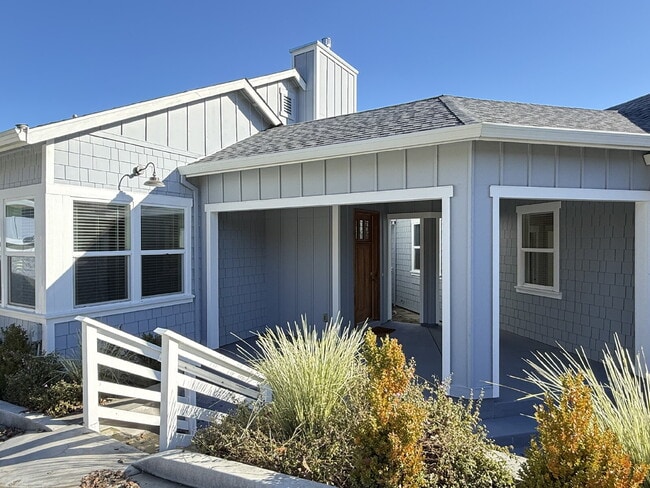 12 Rose Ct in Novato, CA - Building Photo - Building Photo