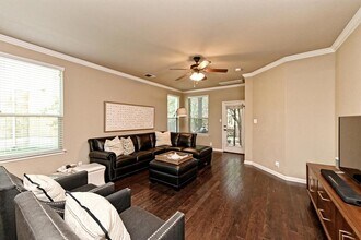 411 S Meadowlark St in Austin, TX - Building Photo - Building Photo