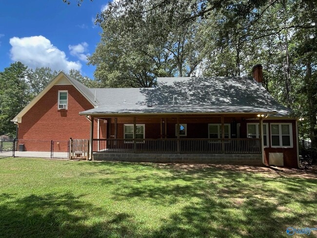 146 Bob White Dr in Decatur, AL - Foto de edificio - Building Photo