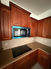 1851 Sand Arbor Cir in Orlando, FL - Foto de edificio - Building Photo