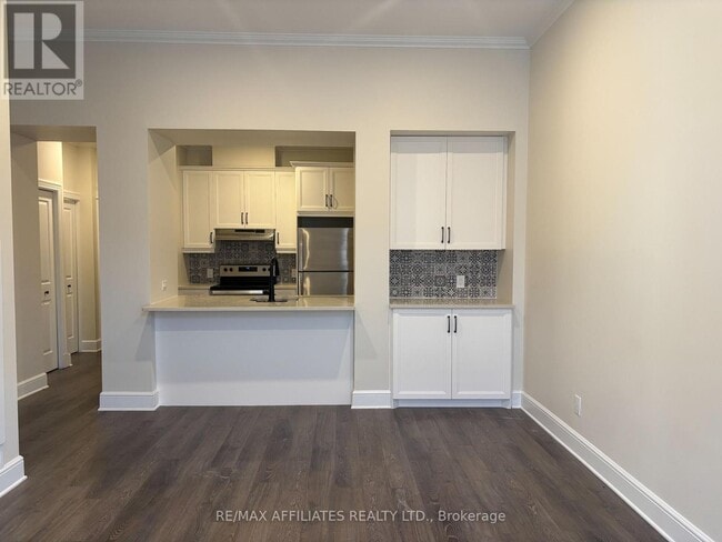 property at 20-120 Beckwith St N