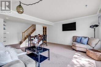 461 Beechwood Pl in Waterloo, ON - Building Photo - Building Photo