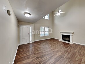 6433 Grand Hickory Dr in Braselton, GA - Building Photo - Building Photo