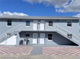 4131 Commercial Dr in Sebring, FL - Building Photo