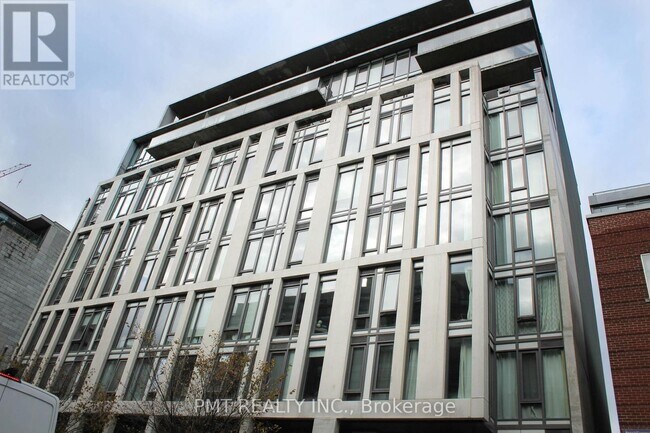 property at 32 Camden St